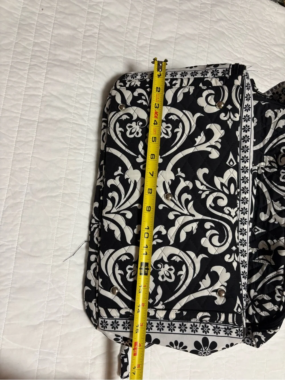 Vera Bradley Cat Dog Pet Tote - Night And Day Black & White Floral Pattern